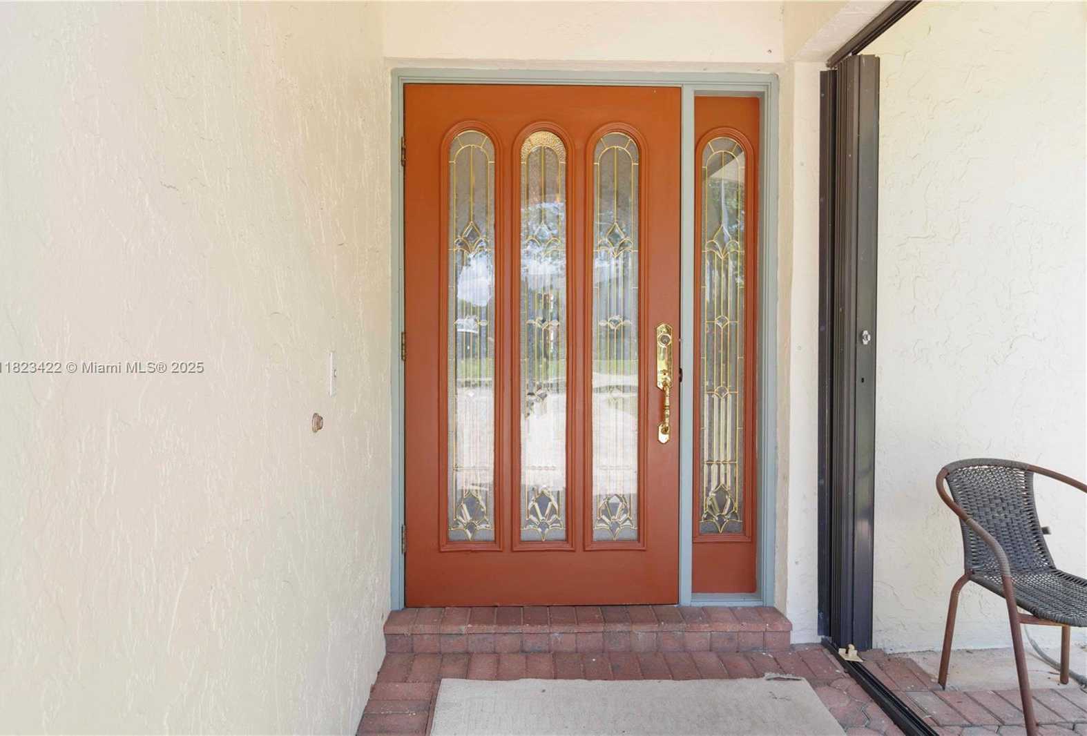 Small Image of 134 EAST PALM DR, Margate Number 3
