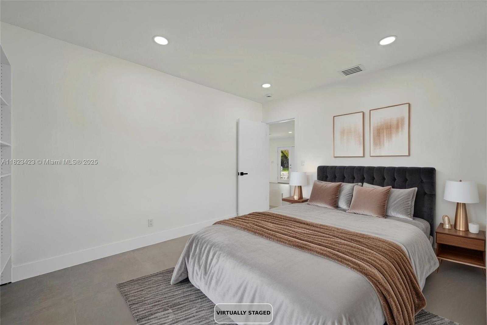 Small Image of 3917 ADAMS ST, Hollywood Number 13