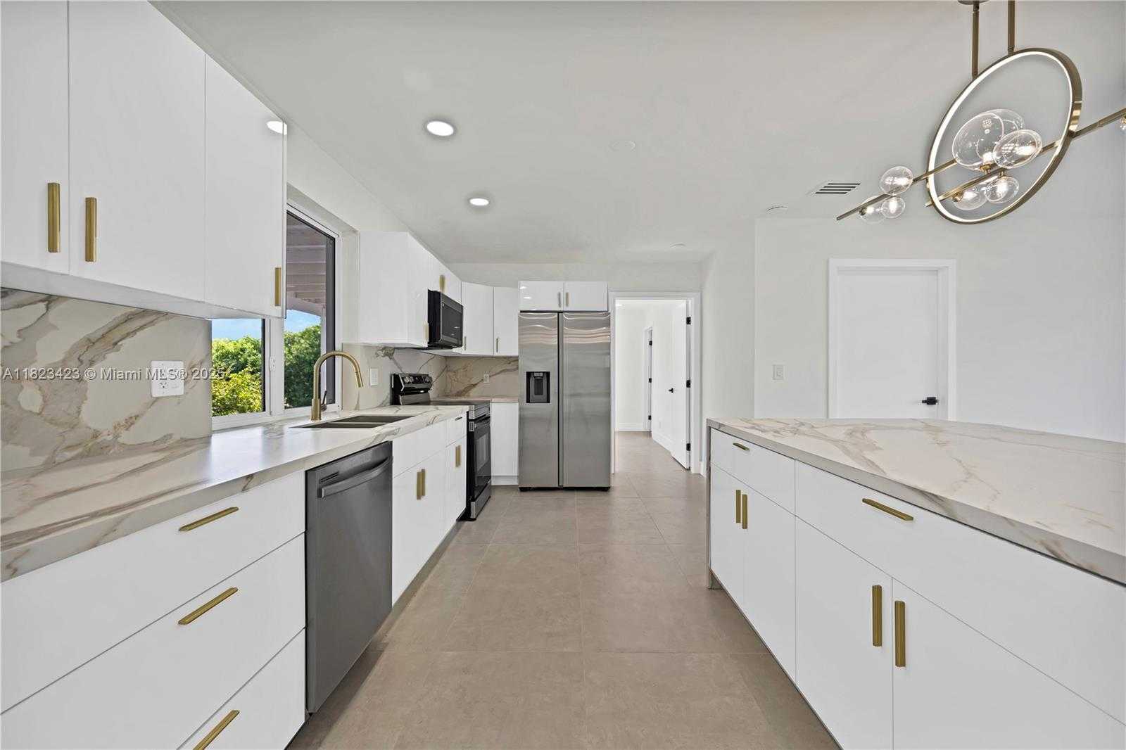 Small Image of 3917 ADAMS ST, Hollywood Number 6