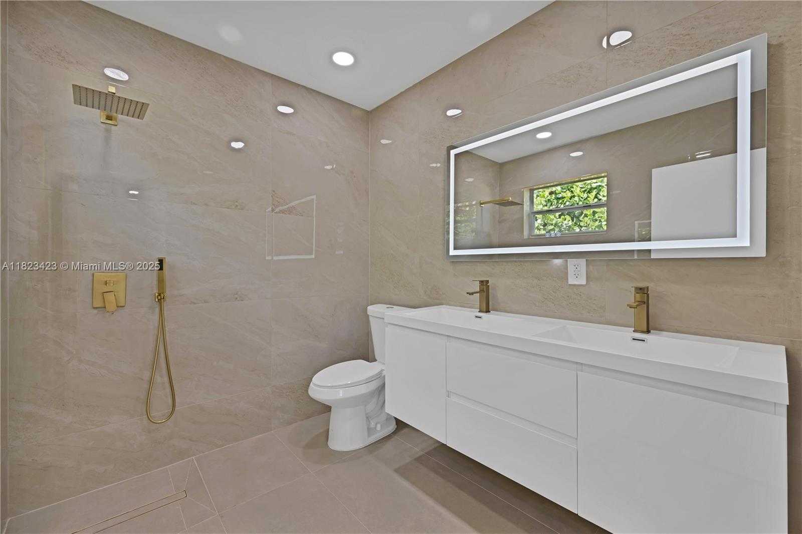 Small Image of 3917 ADAMS ST, Hollywood Number 9