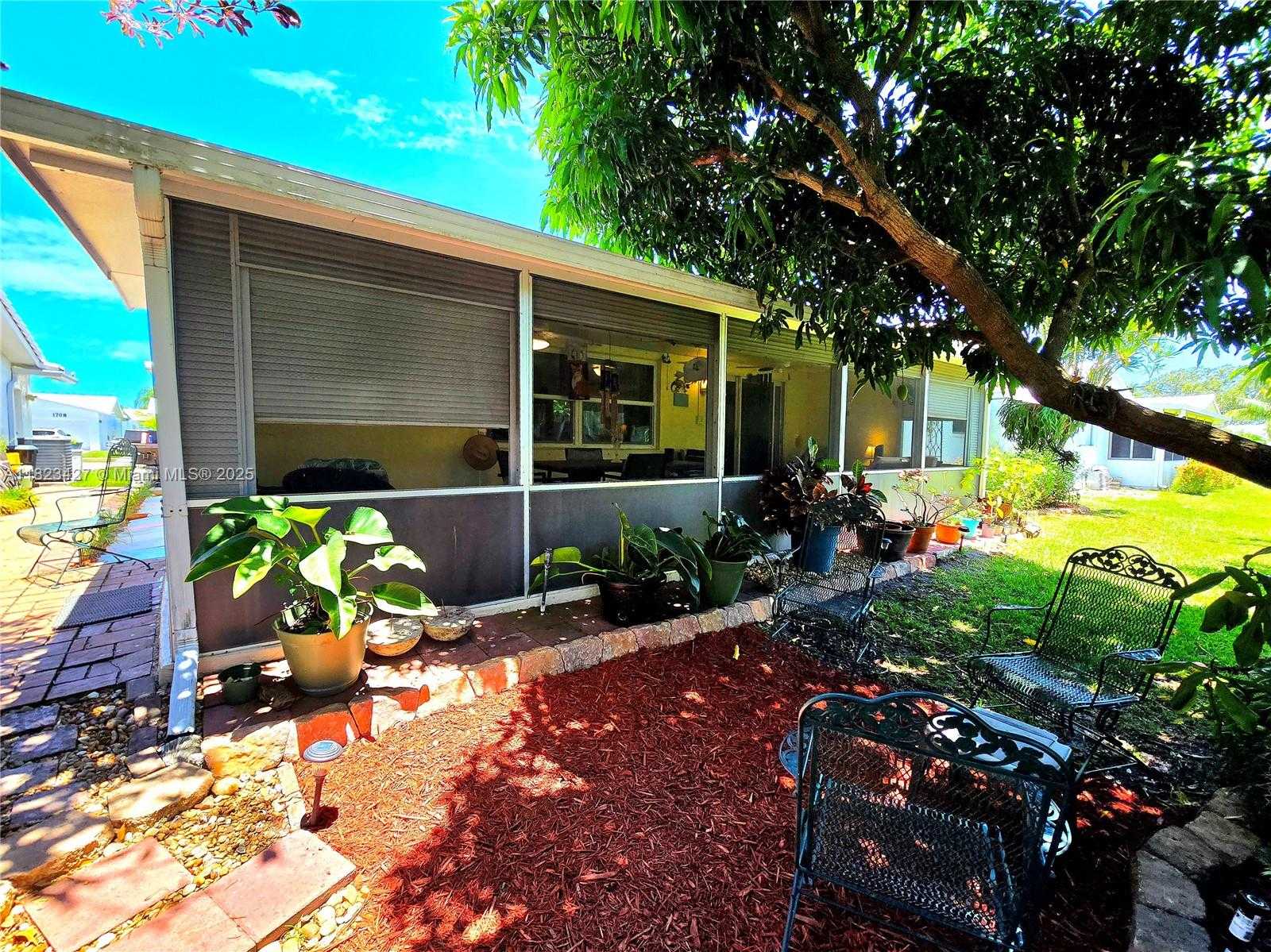 Small Image of 1711 SOUTH WEST 22ND ST, Boynton Beach Number 25