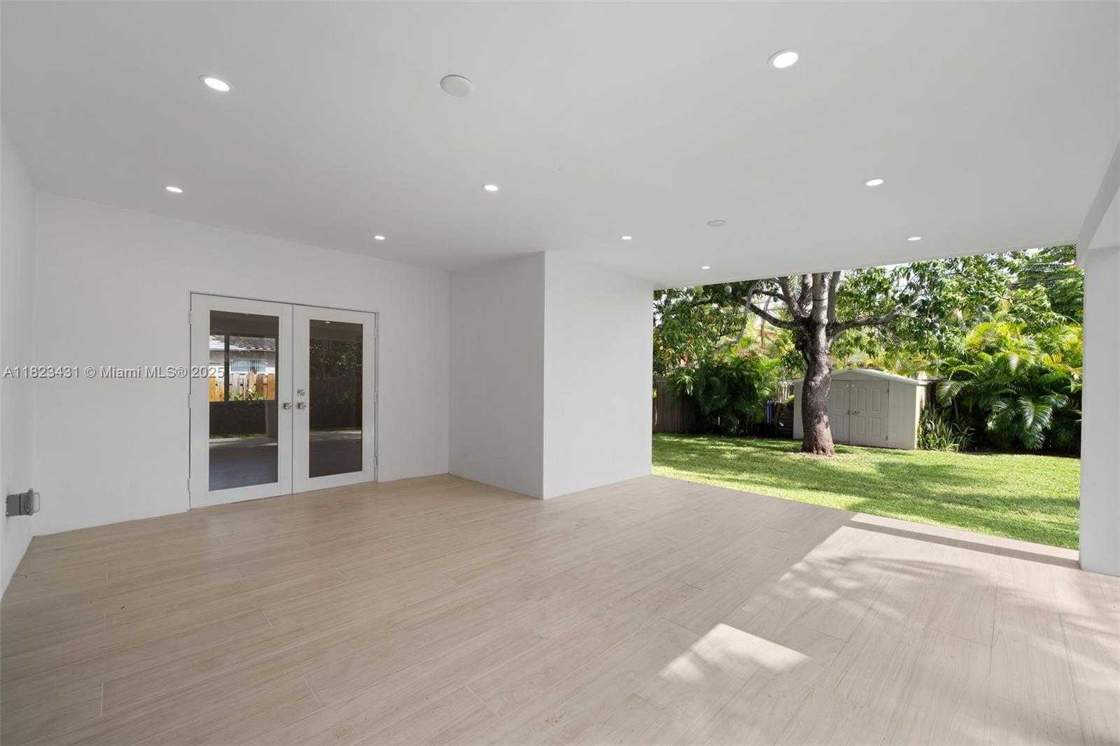 Small Image of 1617 WASHINGTON ST, Hollywood Number 18