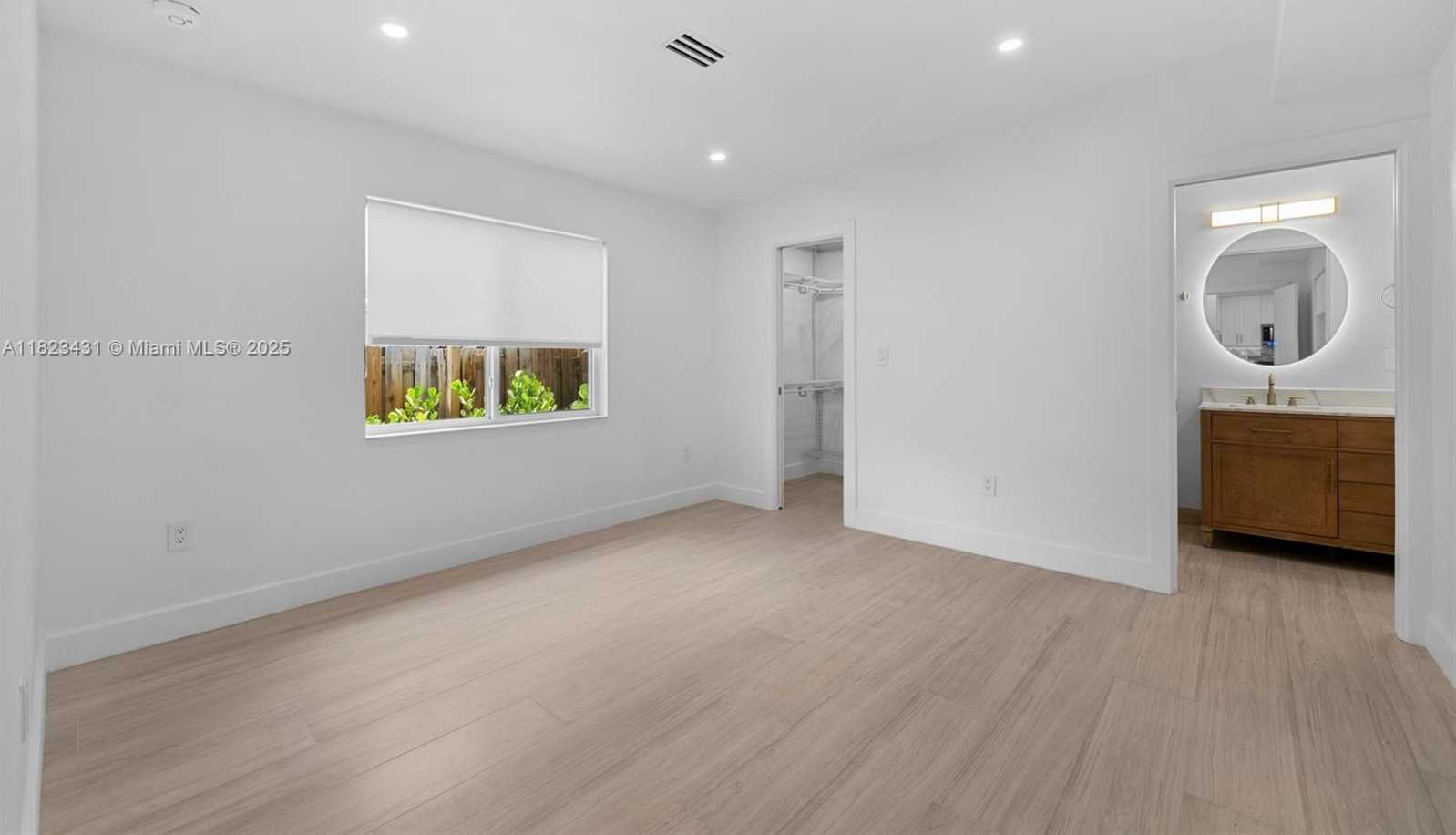 Small Image of 1617 WASHINGTON ST, Hollywood Number 19