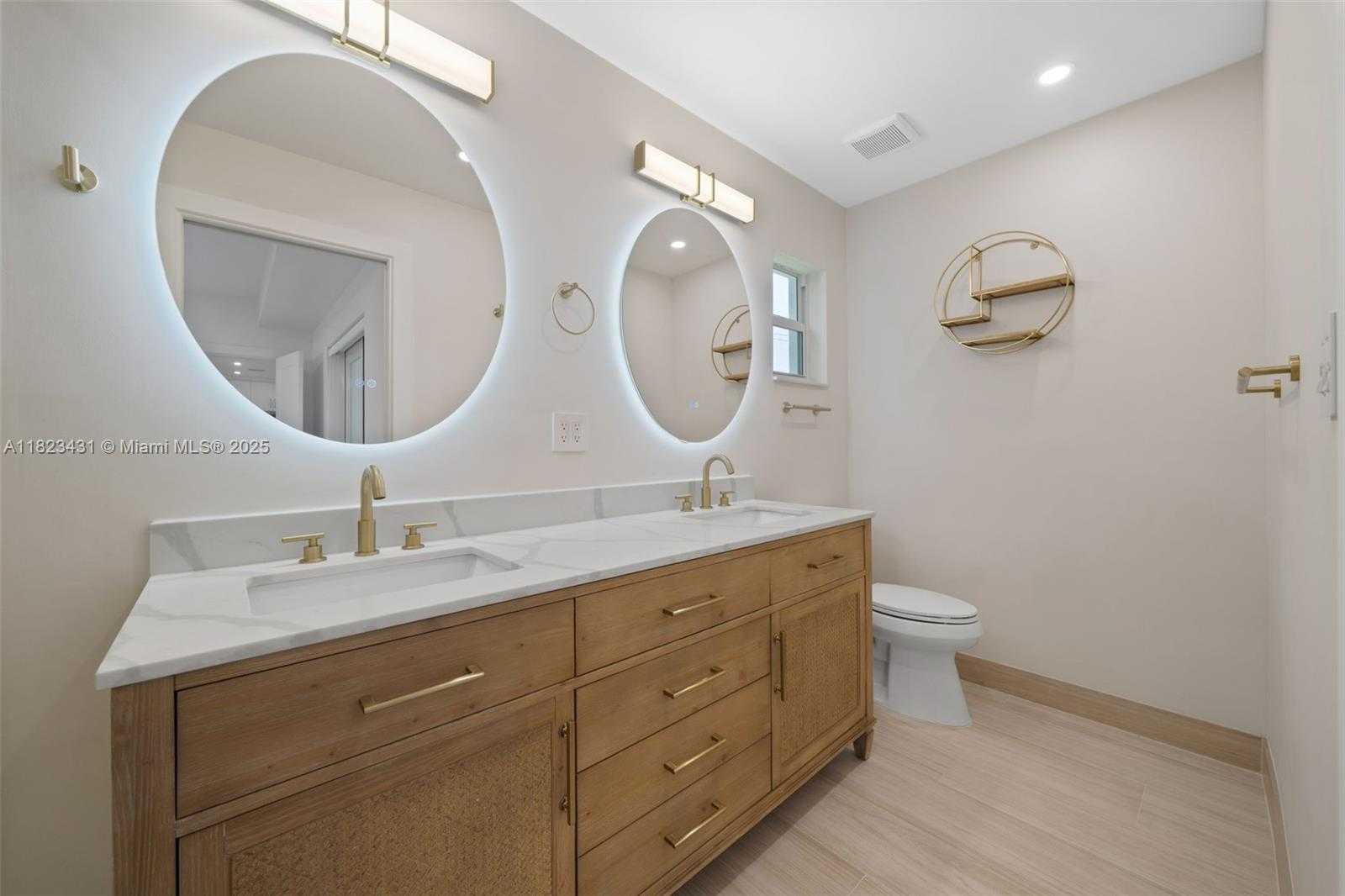 Small Image of 1617 WASHINGTON ST, Hollywood Number 20