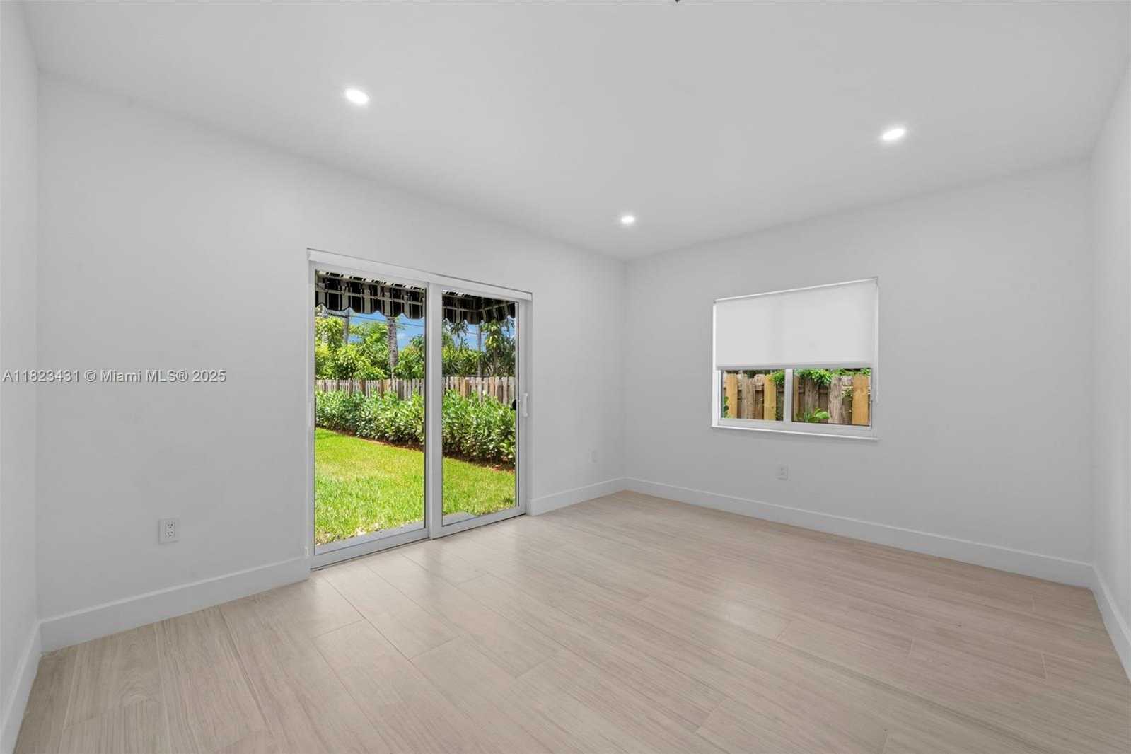 Small Image of 1617 WASHINGTON ST, Hollywood Number 26