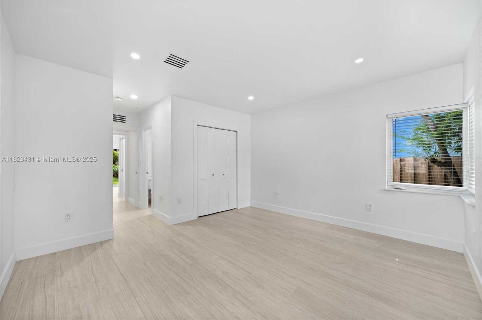 Small Image of 1617 WASHINGTON ST, Hollywood Number 30