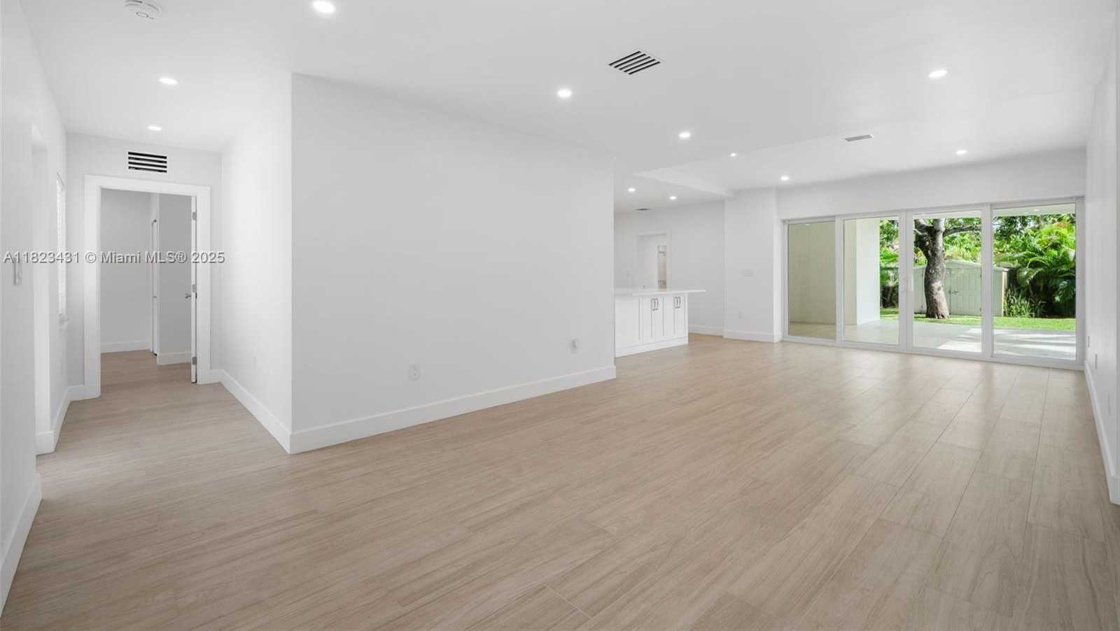 Small Image of 1617 WASHINGTON ST, Hollywood Number 32