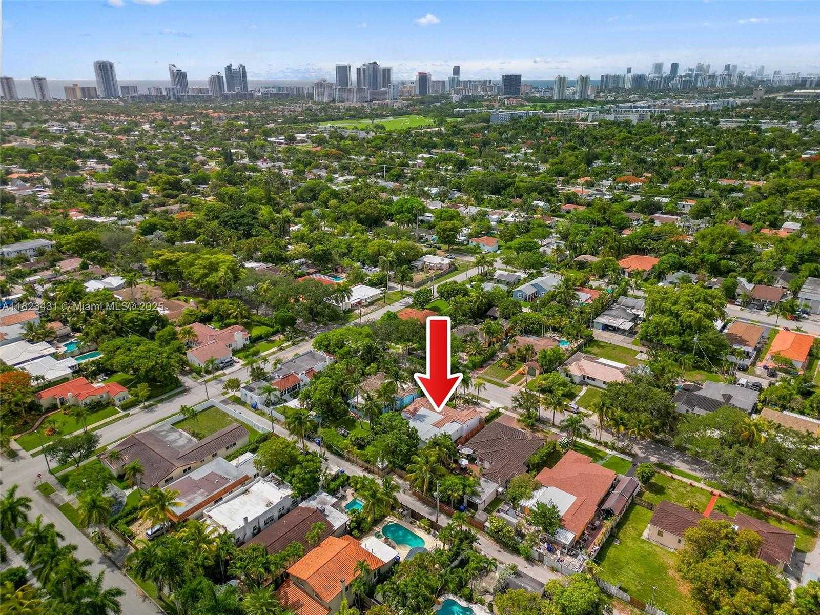 Small Image of 1617 WASHINGTON ST, Hollywood Number 45