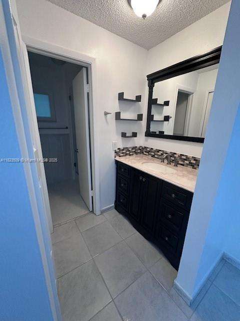 Small Image of 641 SOUTH WEST 99TH PL, Miami Number 26