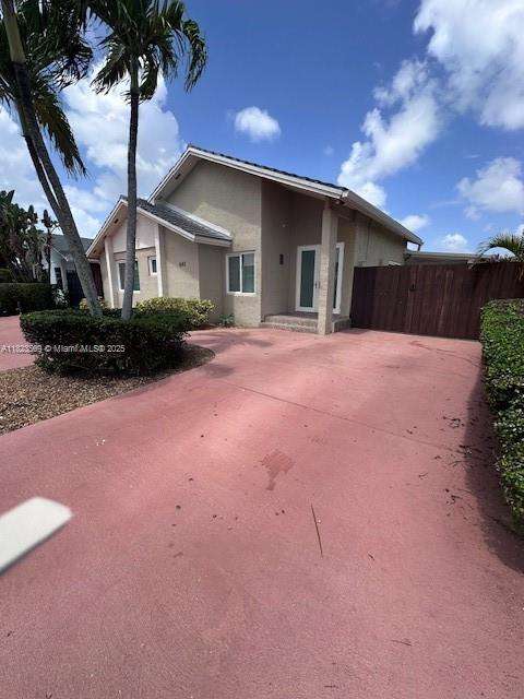 Small Image of 641 SOUTH WEST 99TH PL, Miami Number 4