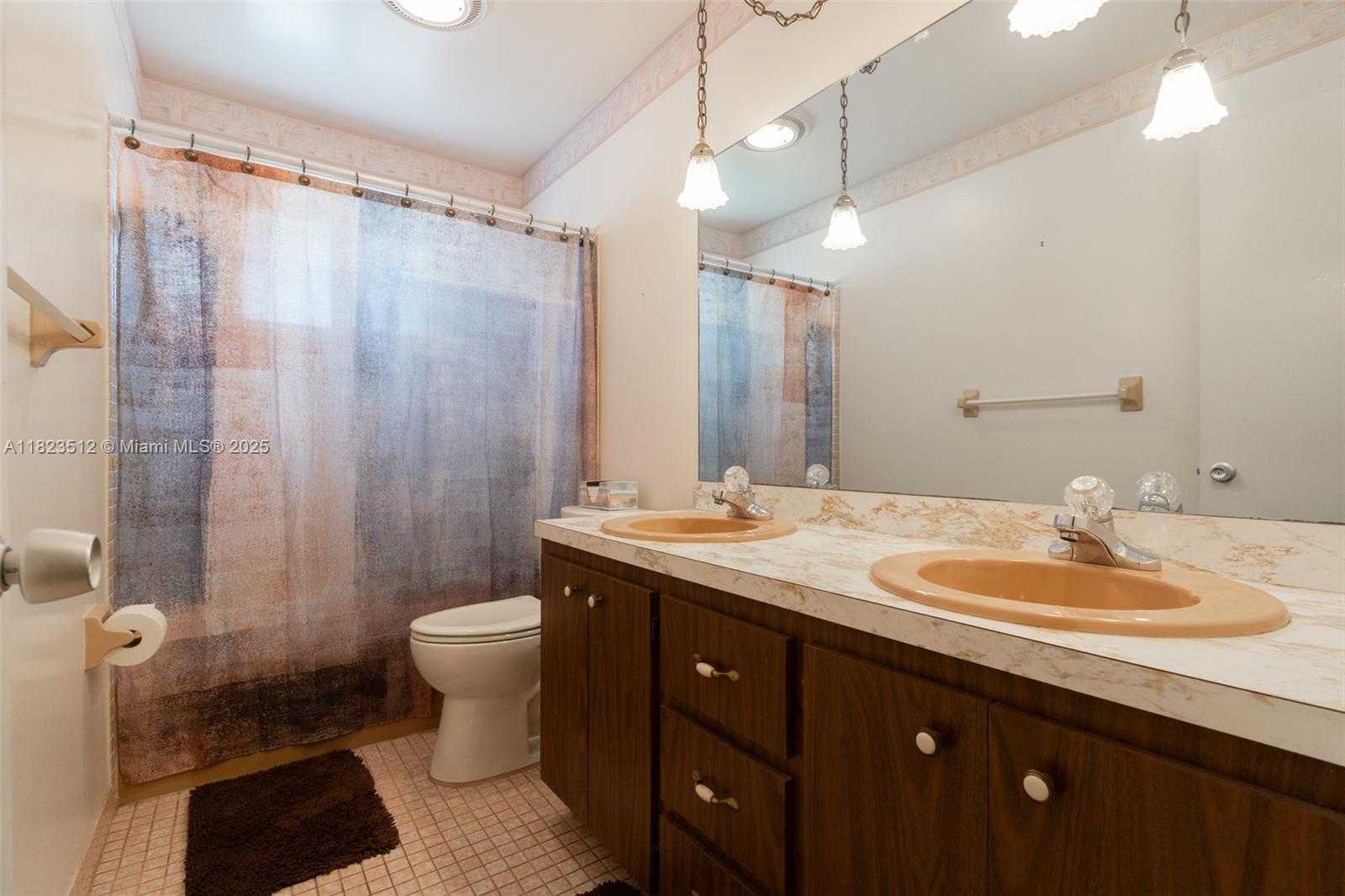 Small Image of 7500 POLK ST, Hollywood Number 28