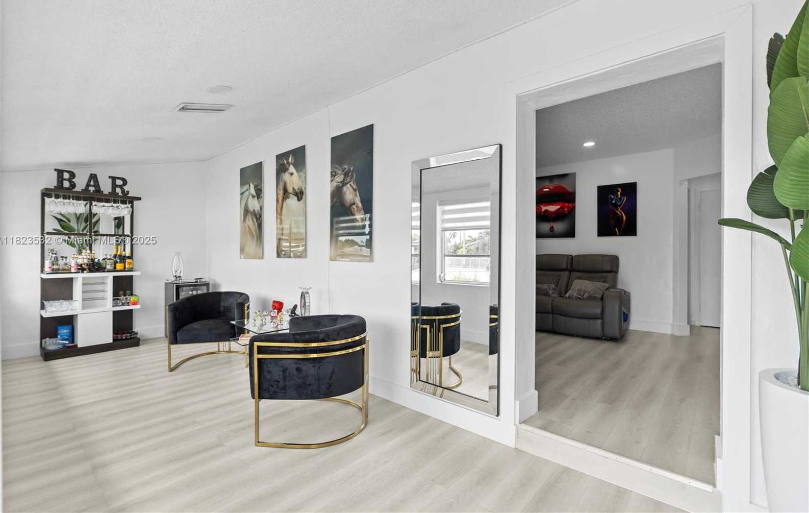 Small Image of 6474 PALM AVE, Hialeah Number 22