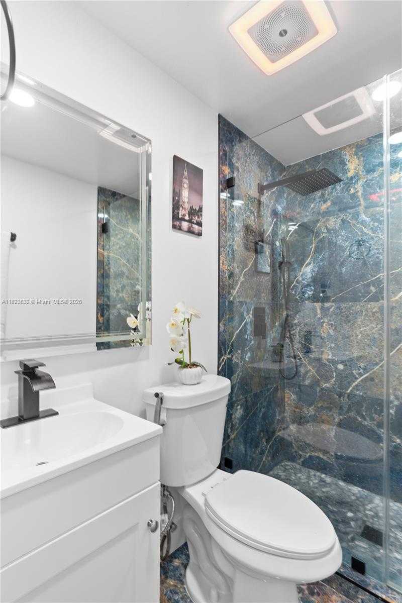 Small Image of 6474 PALM AVE, Hialeah Number 50