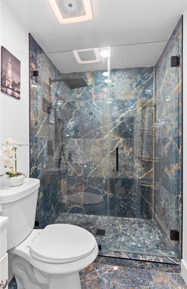 Small Image of 6474 PALM AVE, Hialeah Number 51