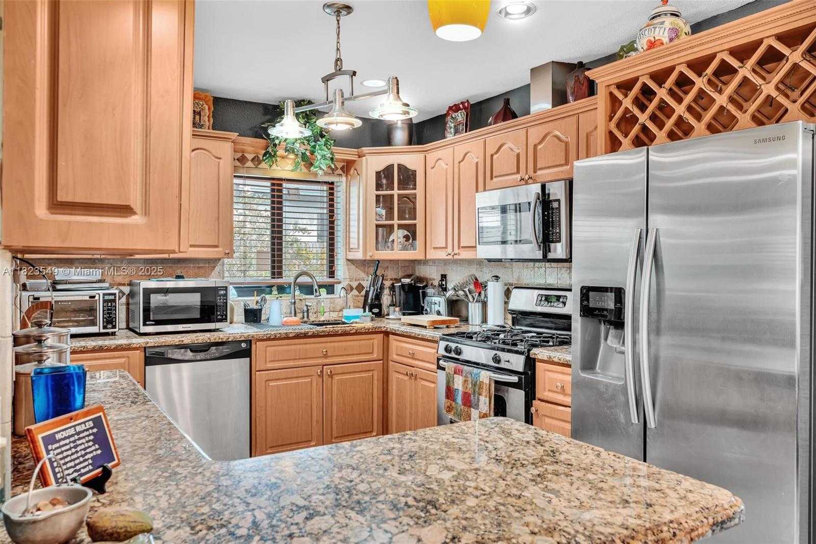 Small Image of 14902 SOUTH WEST 297TH TER, Homestead Number 11