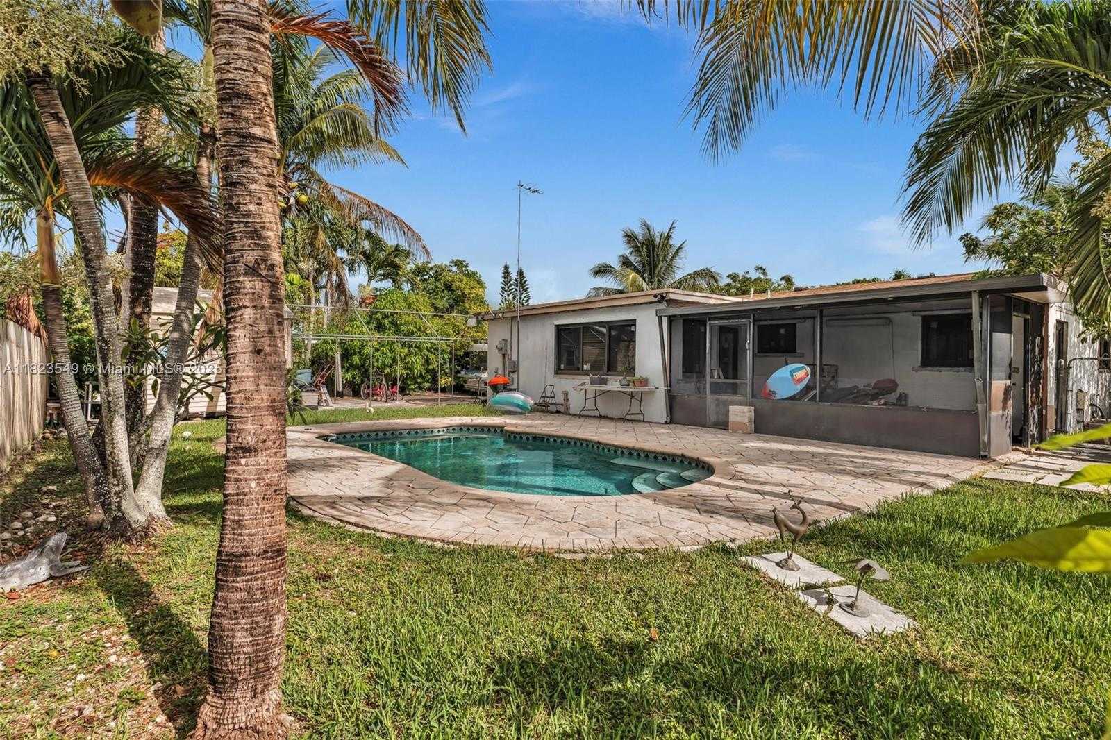 Small Image of 14902 SOUTH WEST 297TH TER, Homestead Number 25
