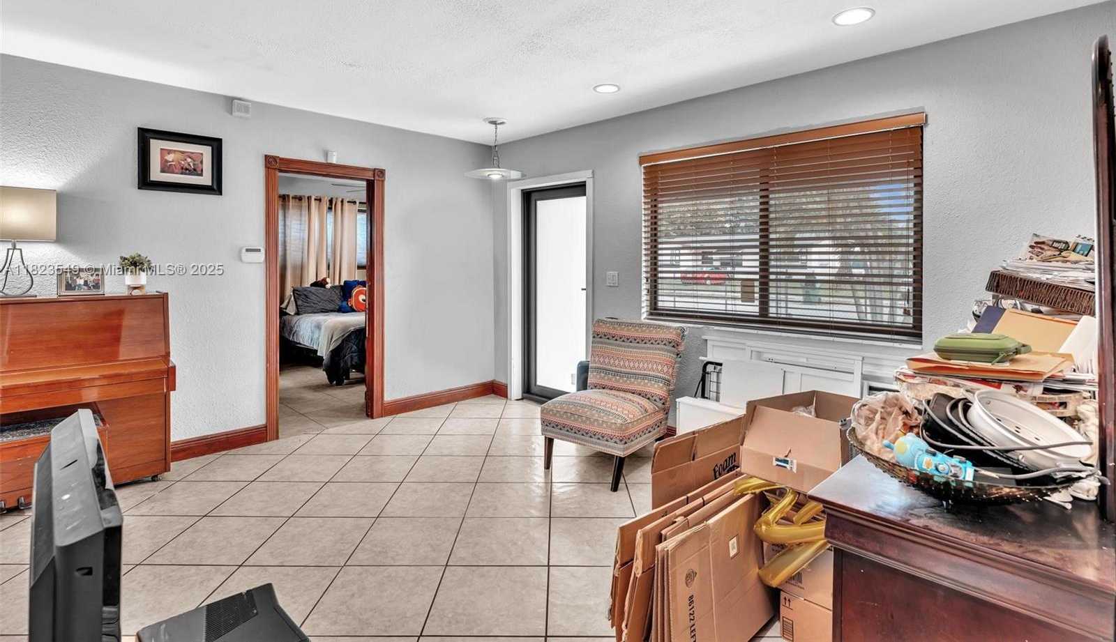 Small Image of 14902 SOUTH WEST 297TH TER, Homestead Number 6