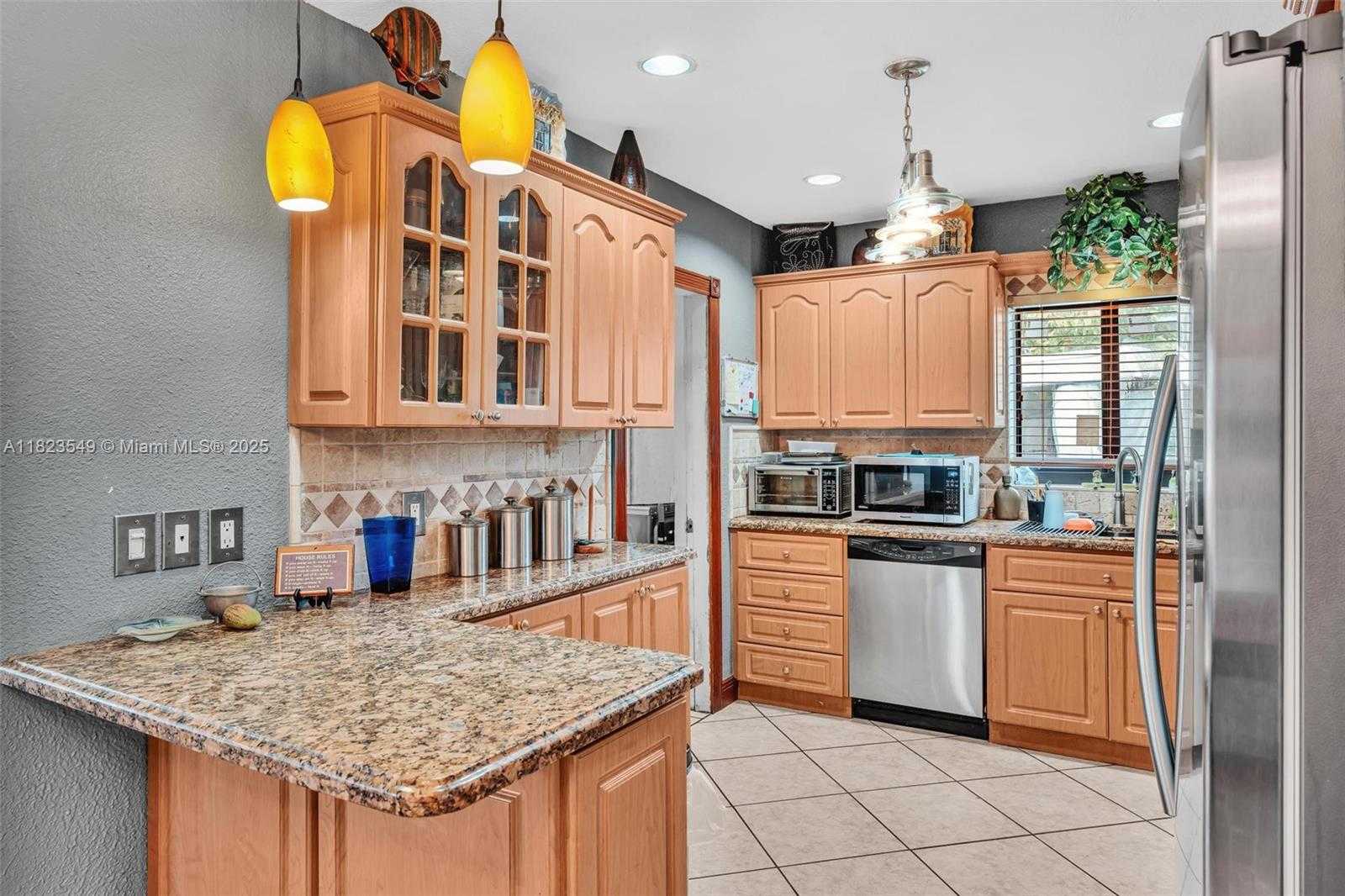 Small Image of 14902 SOUTH WEST 297TH TER, Homestead Number 9