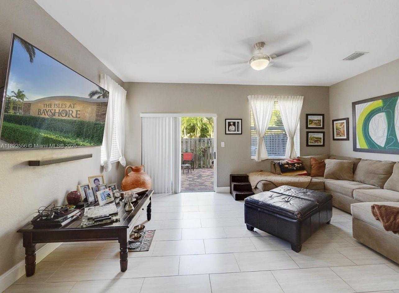 Small Image of 9125 SOUTH WEST 227TH ST, Cutler Bay Number 7