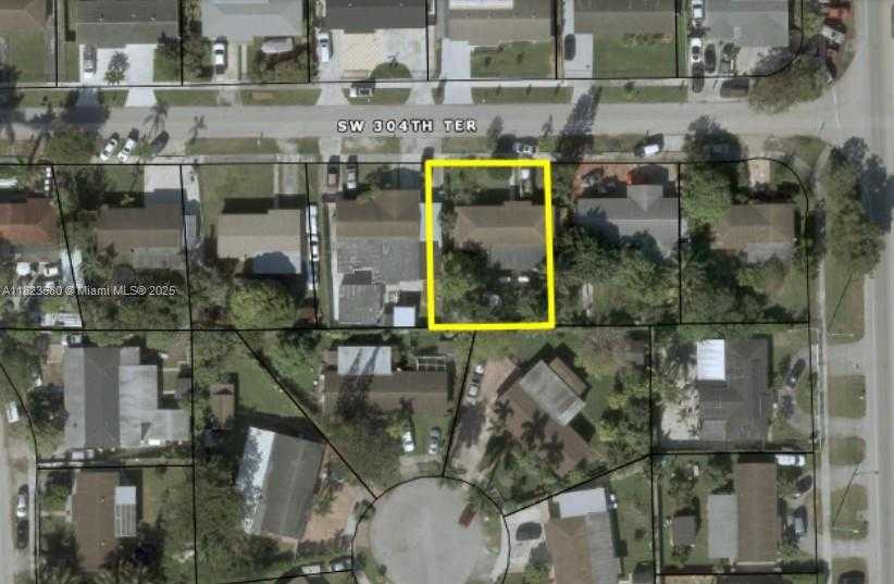 Small Image of 15724 SOUTH WEST 304TH TER, Homestead Number 19