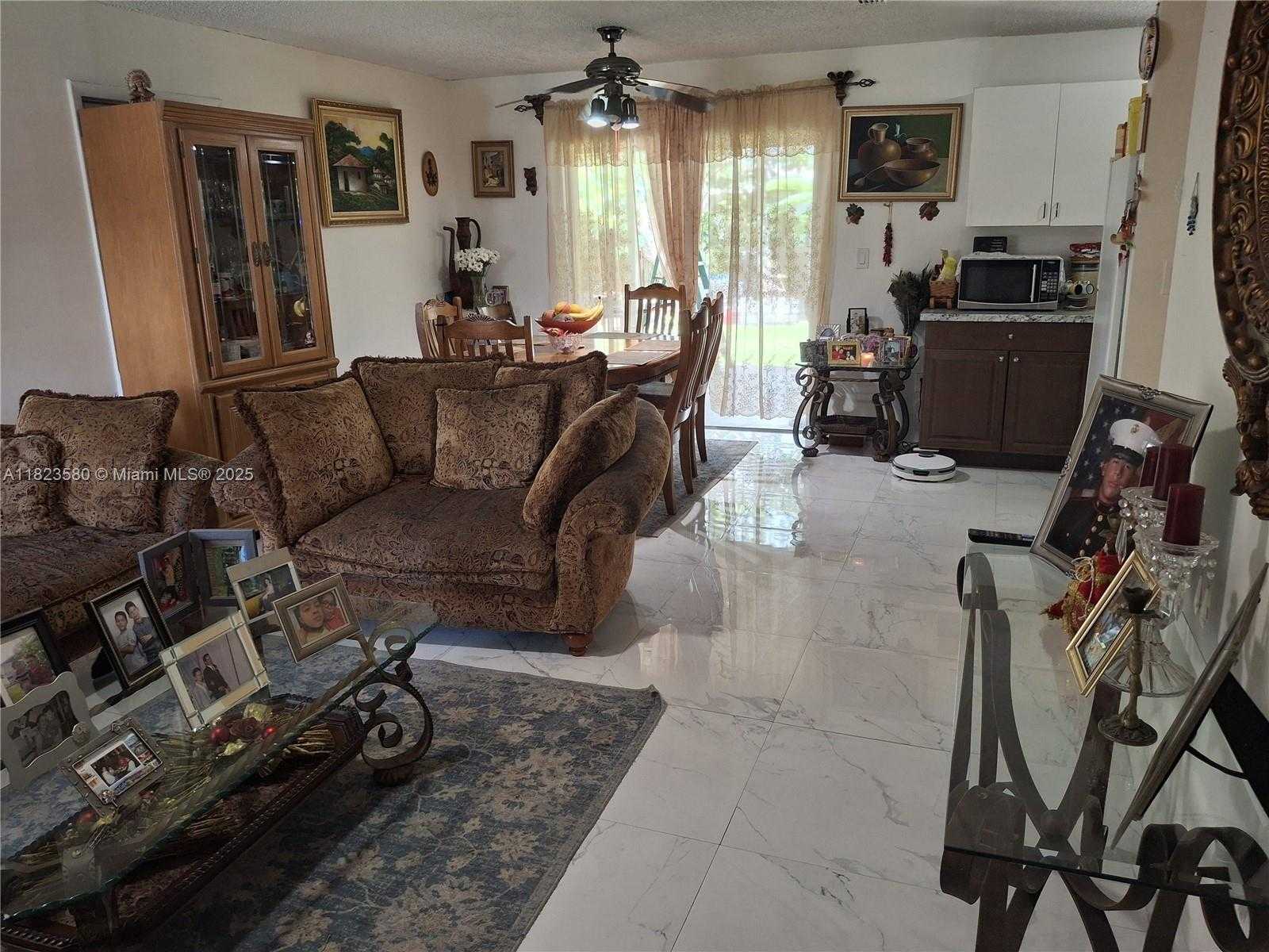Small Image of 15724 SOUTH WEST 304TH TER, Homestead Number 5