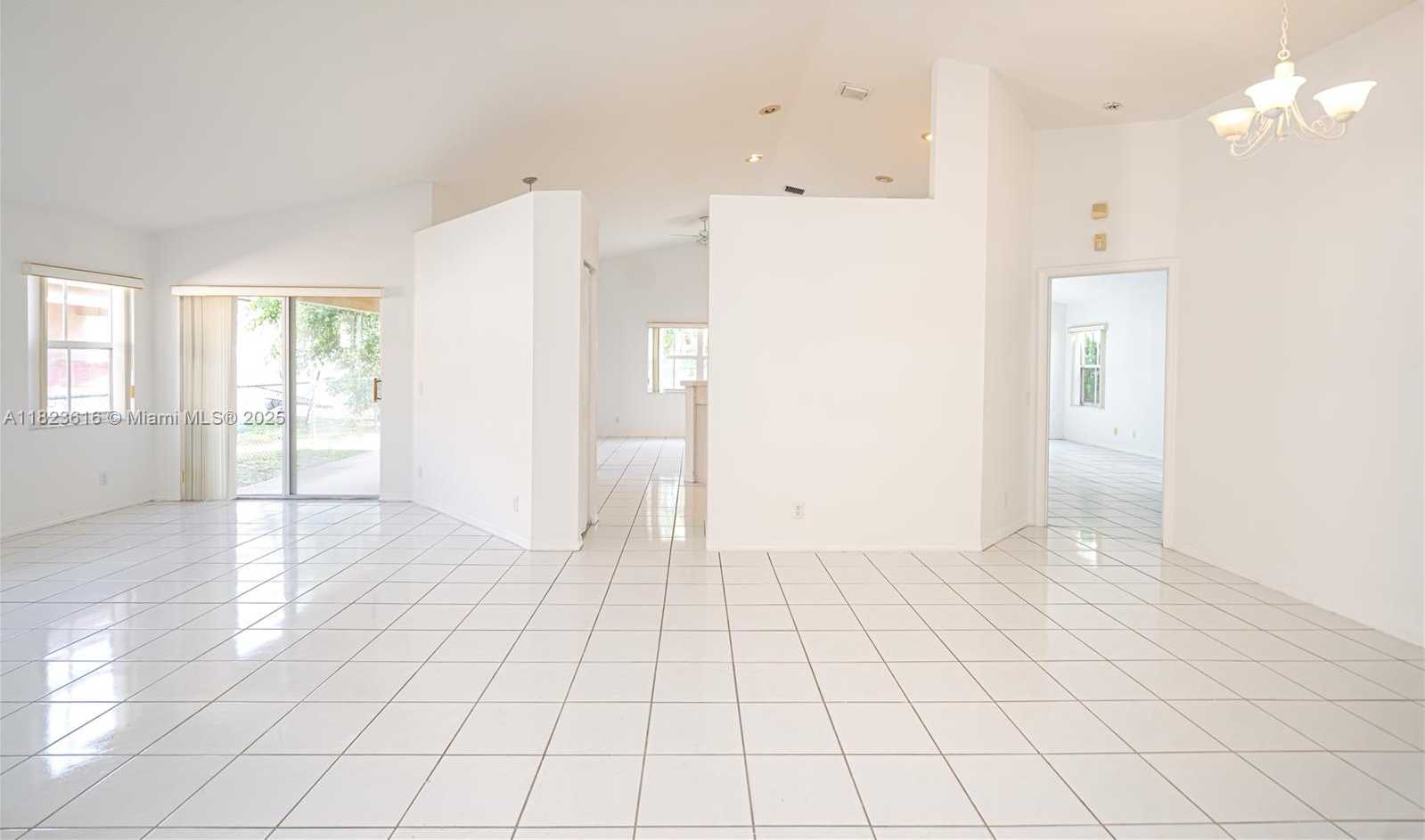 Small Image of 13216 SOUTH WEST 49TH CT, Miramar Number 18