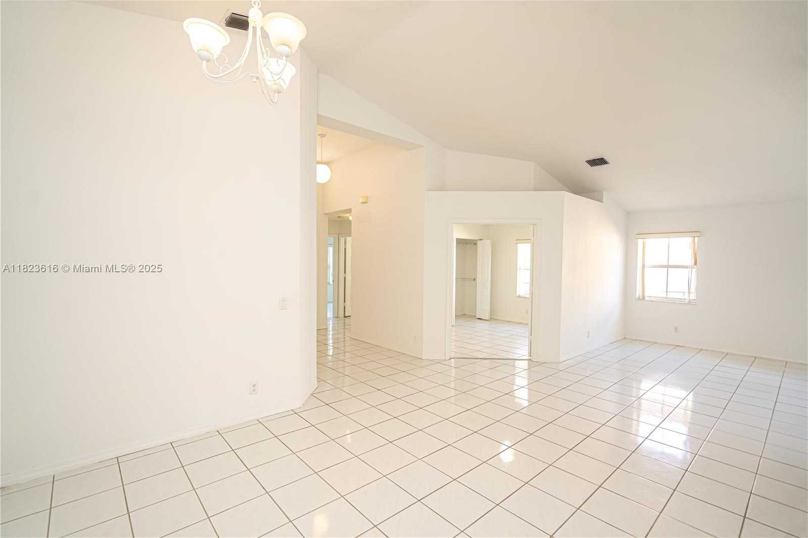 Small Image of 13216 SOUTH WEST 49TH CT, Miramar Number 20