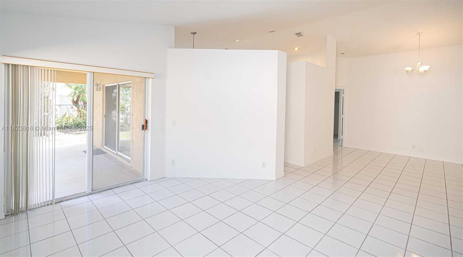 Small Image of 13216 SOUTH WEST 49TH CT, Miramar Number 21