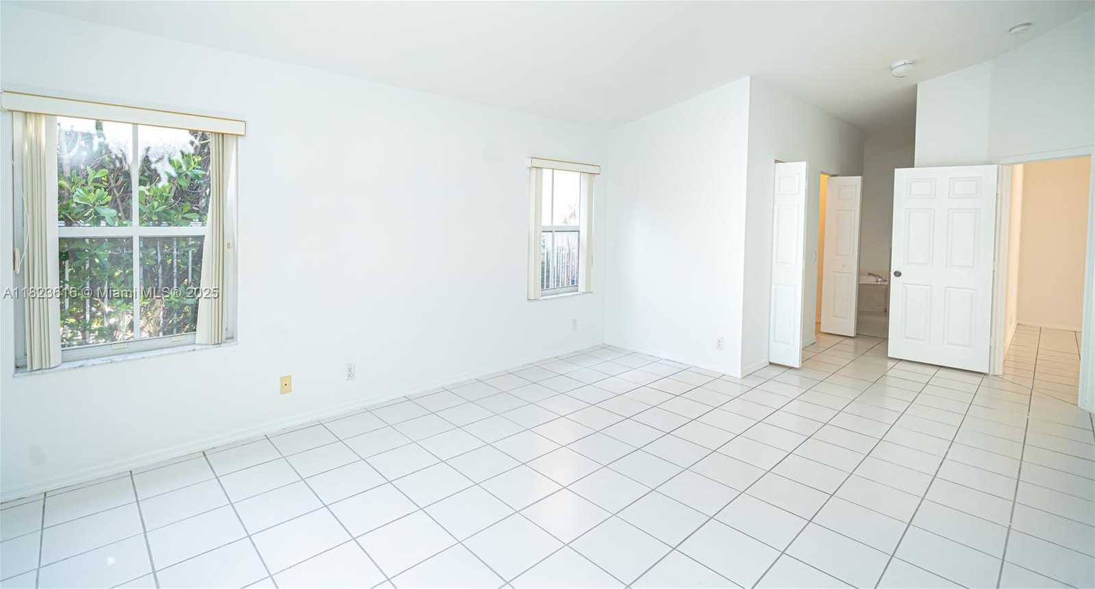 Small Image of 13216 SOUTH WEST 49TH CT, Miramar Number 25