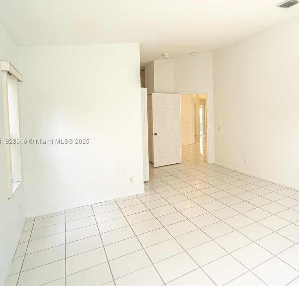 Small Image of 13216 SOUTH WEST 49TH CT, Miramar Number 26