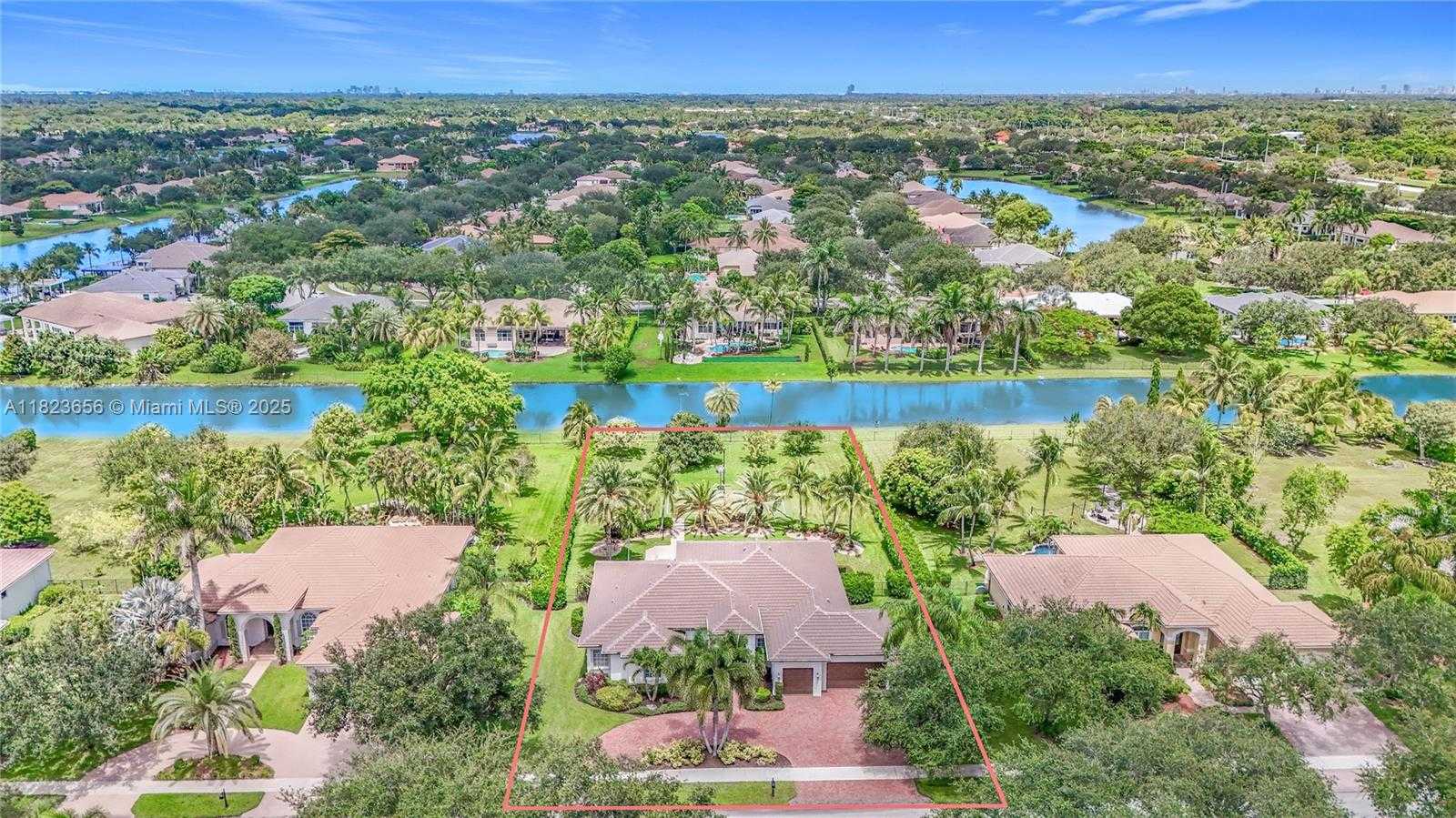 Small Image of 4268 SOUTH WEST 141ST AVE, Davie Number 3