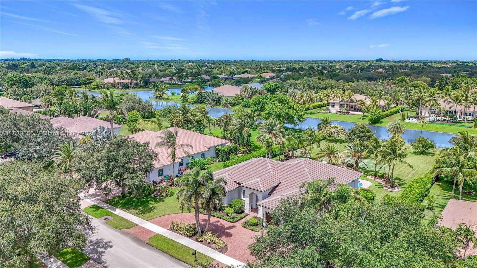 Small Image of 4268 SOUTH WEST 141ST AVE, Davie Number 70