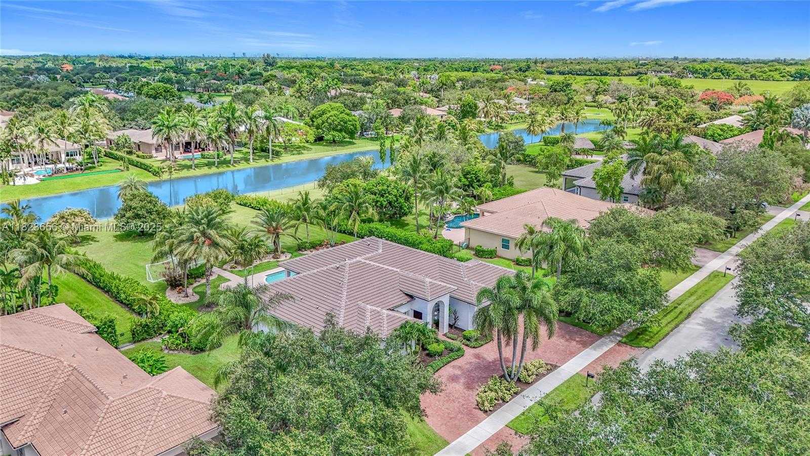 Small Image of 4268 SOUTH WEST 141ST AVE, Davie Number 71