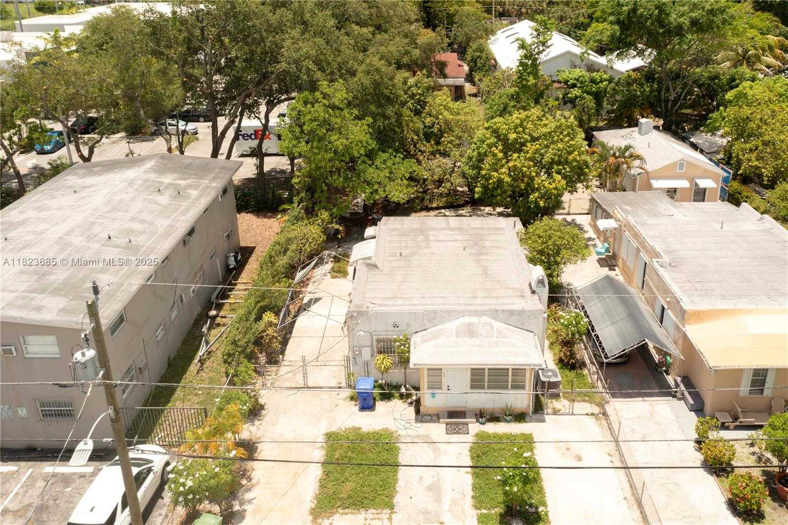Small Image of 36 NORTH WEST 32ND ST, Miami Number 4