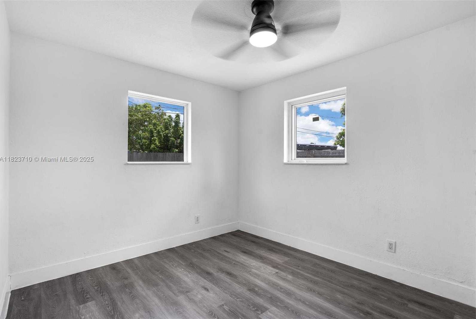 Small Image of 6117 NORTH WEST 9TH ST, Margate Number 12