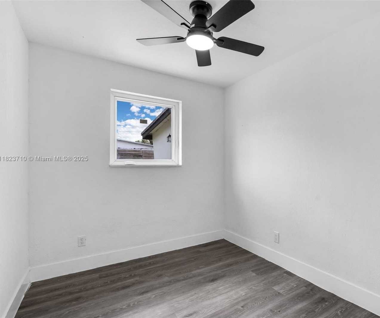 Small Image of 6117 NORTH WEST 9TH ST, Margate Number 14