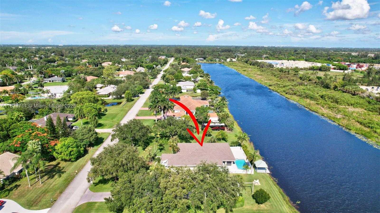 Small Image of 20406 SOUTH WEST 54TH PL, Pembroke Pines Number 11