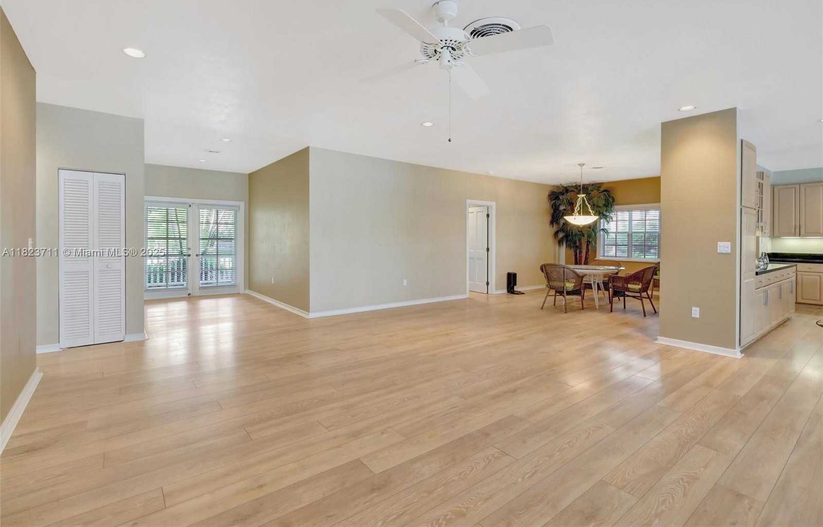 Small Image of 20406 SOUTH WEST 54TH PL, Pembroke Pines Number 18