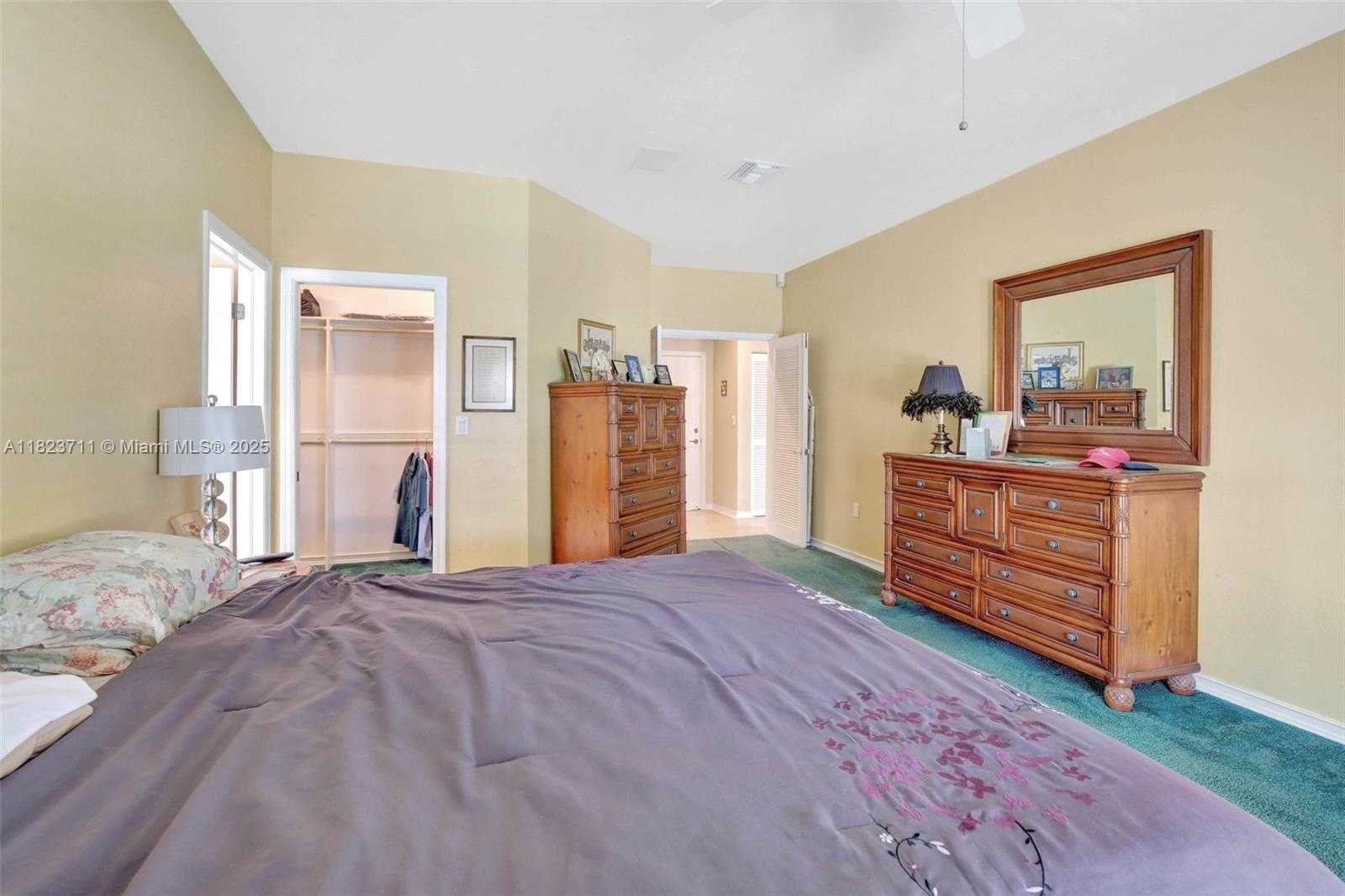 Small Image of 20406 SOUTH WEST 54TH PL, Pembroke Pines Number 33