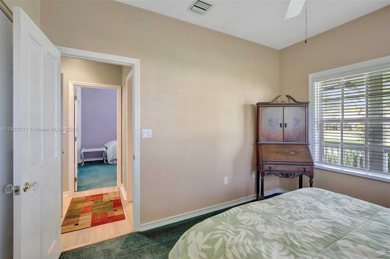 Small Image of 20406 SOUTH WEST 54TH PL, Pembroke Pines Number 41