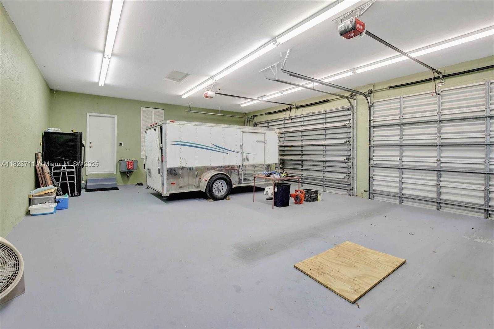Small Image of 20406 SOUTH WEST 54TH PL, Pembroke Pines Number 49