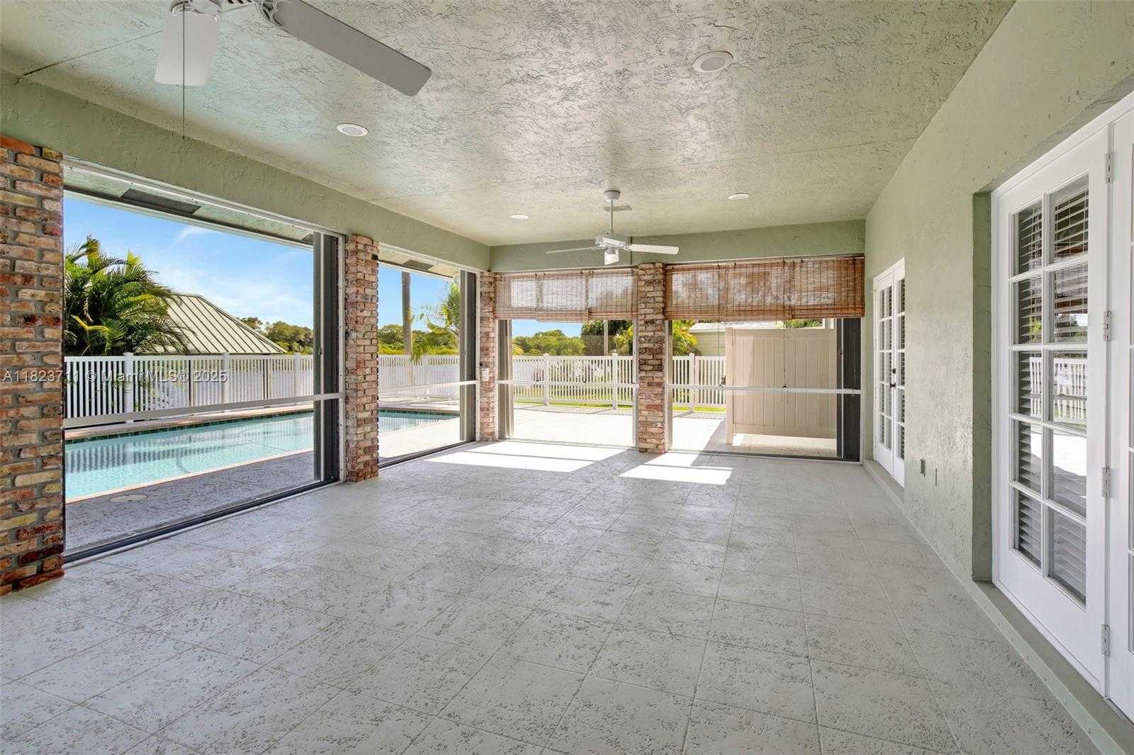 Small Image of 20406 SOUTH WEST 54TH PL, Pembroke Pines Number 50