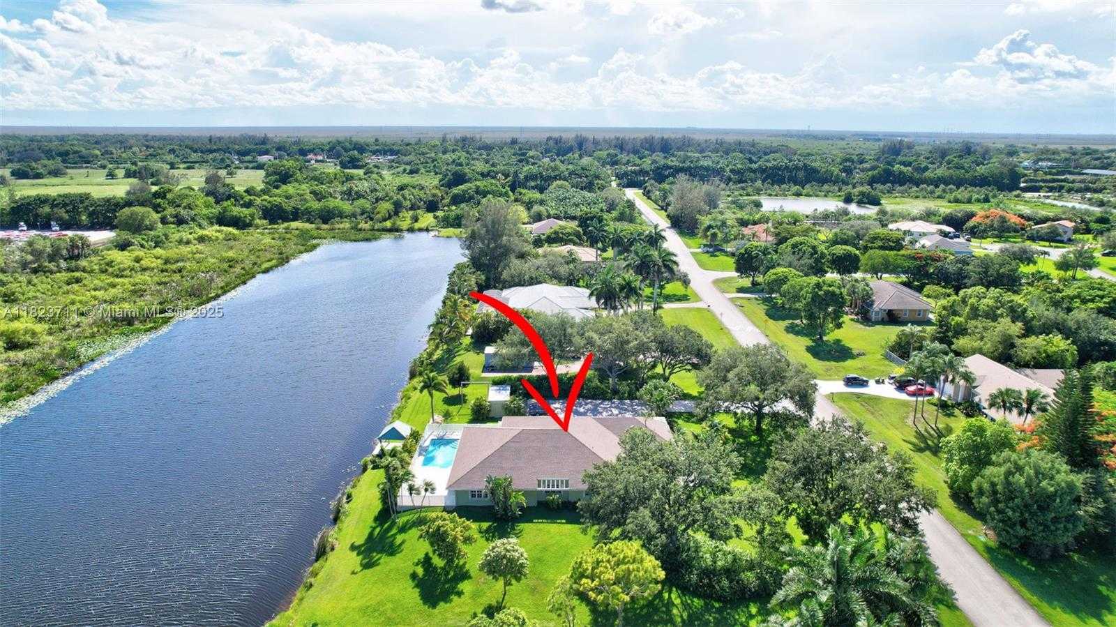Small Image of 20406 SOUTH WEST 54TH PL, Pembroke Pines Number 7