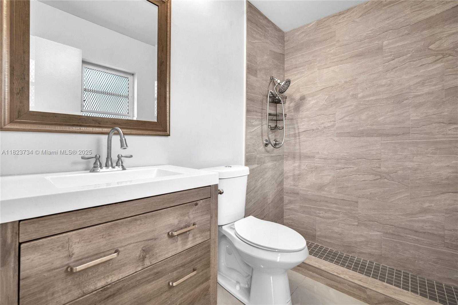 Small Image of 2035 SOUTH WEST 15TH CT, Deerfield Beach Number 12