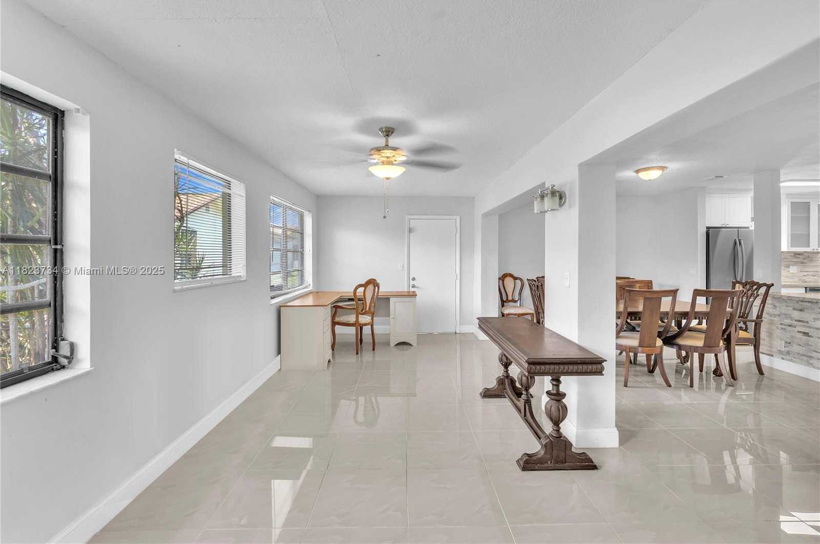 Small Image of 2035 SOUTH WEST 15TH CT, Deerfield Beach Number 14