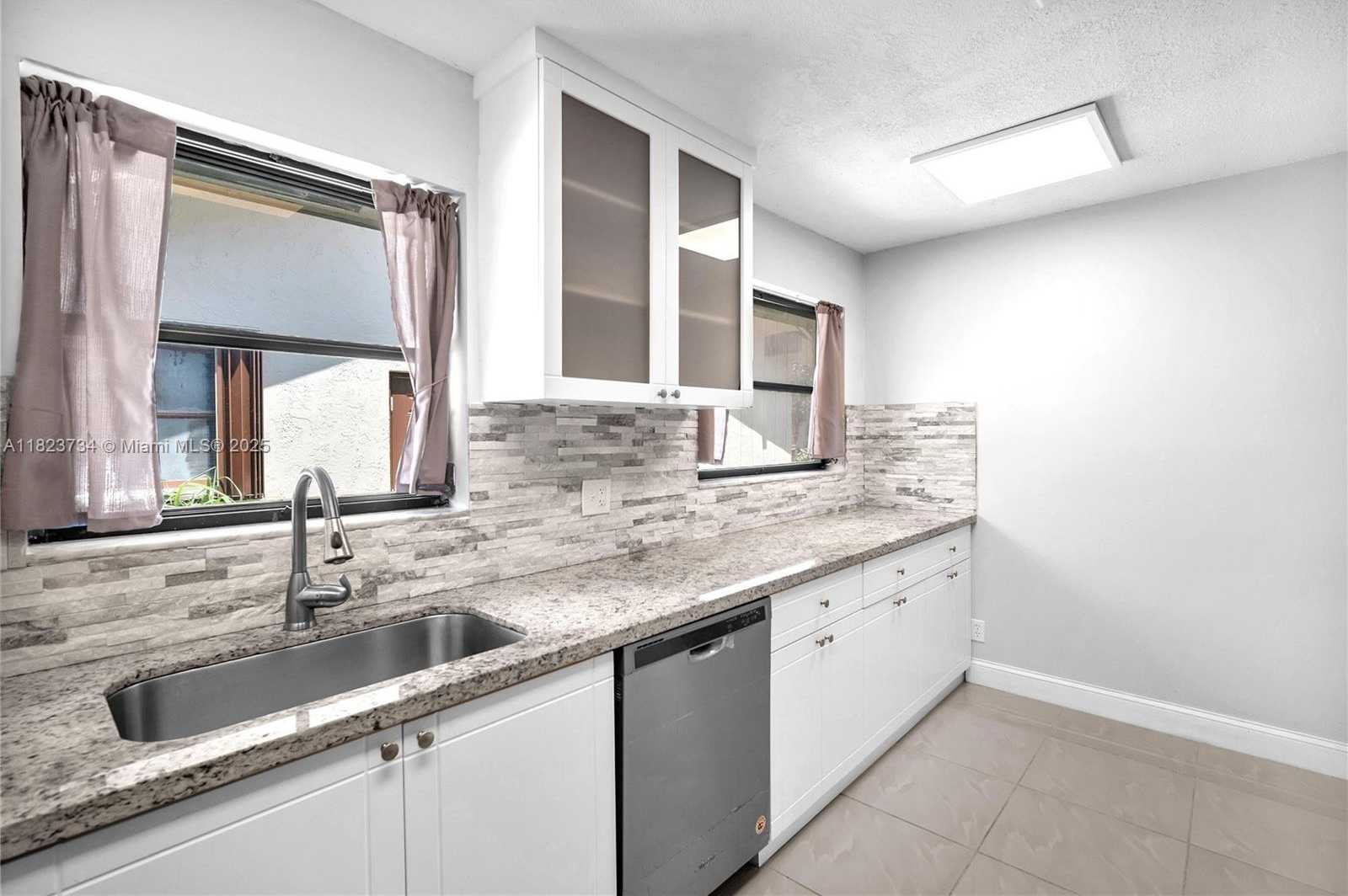 Small Image of 2035 SOUTH WEST 15TH CT, Deerfield Beach Number 18