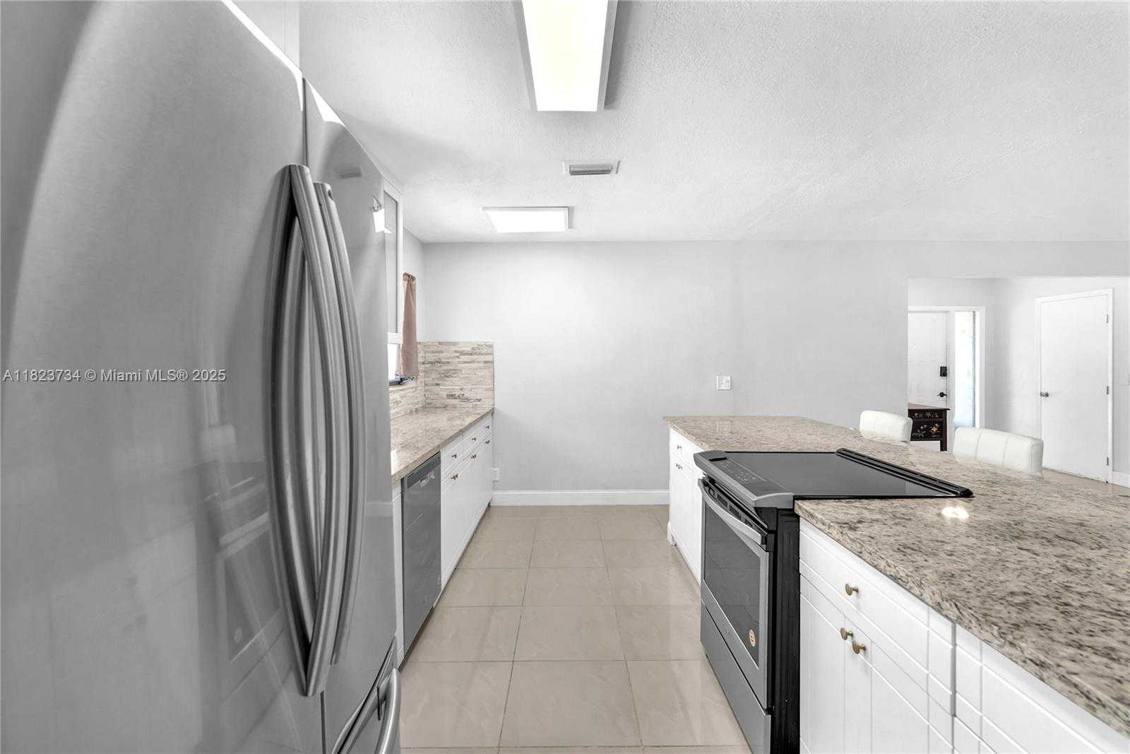 Small Image of 2035 SOUTH WEST 15TH CT, Deerfield Beach Number 19