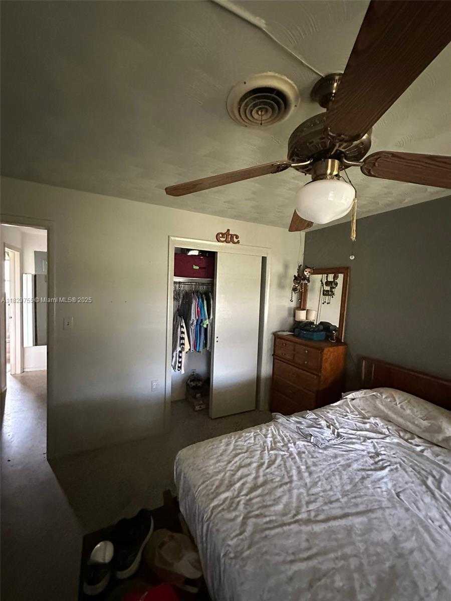Small Image of 3180 NORTH EAST 10TH TER, Pompano Beach Number 14