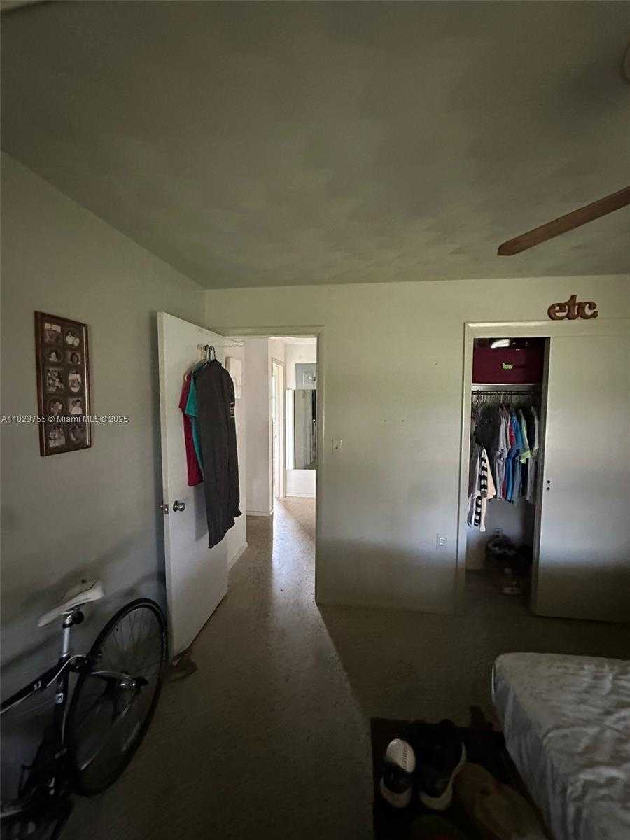Small Image of 3180 NORTH EAST 10TH TER, Pompano Beach Number 15
