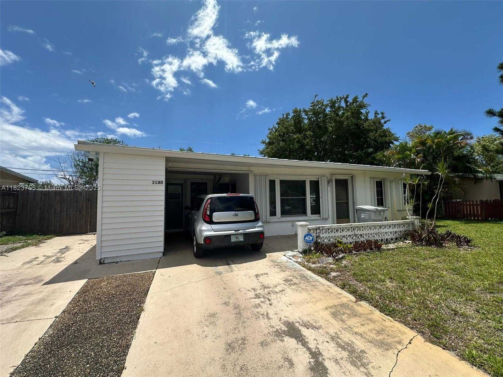 Small Image of 3180 NORTH EAST 10TH TER, Pompano Beach Number 3